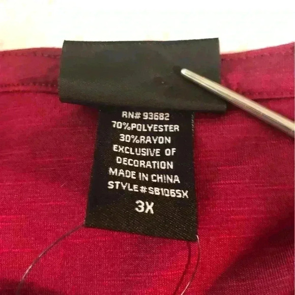 Liv Los Angeles size 3X Burgundy Pun Tucked Blouse L/S cross stitched front NWT - Picture 7 of 7